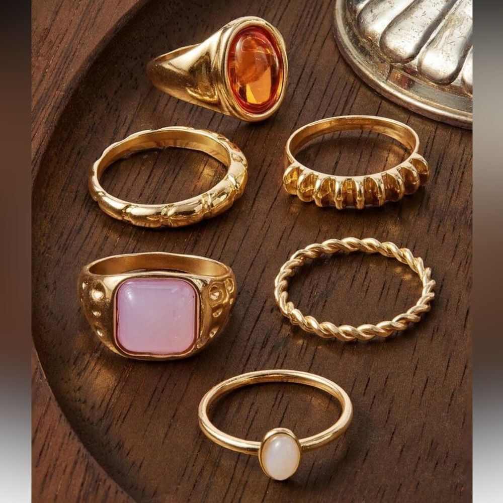 Free People Gold-Tone Stackable Ring Set with Pink and Amber Stones R388